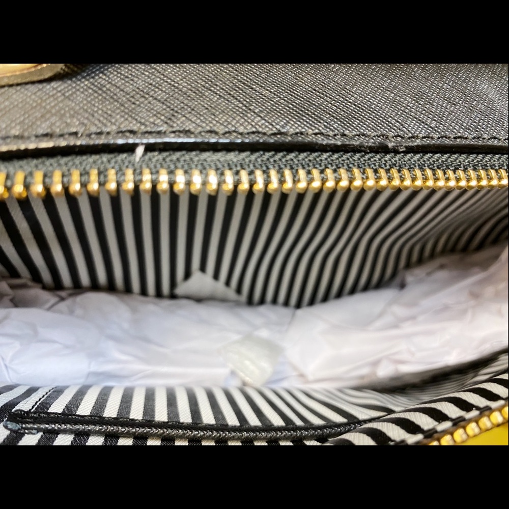 Kate spade purse crossbody double zip case - Picture 7 of 7